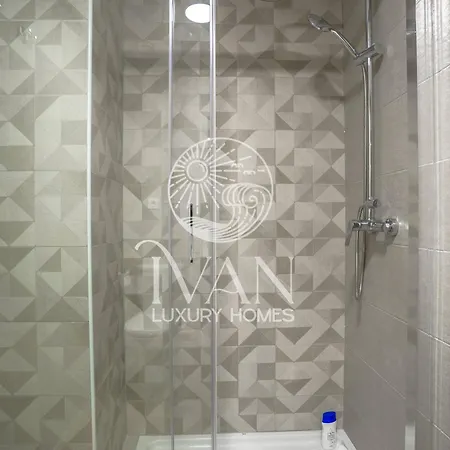 Casa Wesley Ivan Luxury Homes 9ªpta Norte 1ªlinea El Borseral